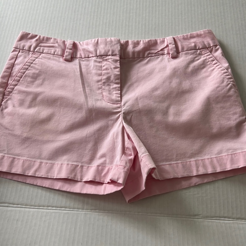 Vineyard vines